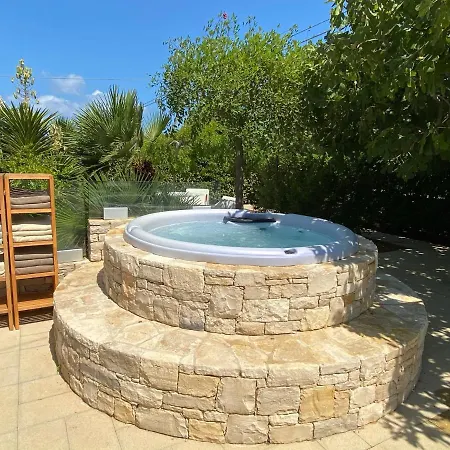 Buen Retiro - Con Piscina Vicino Lecce A 450m Dal Mare *