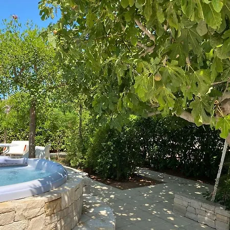 Villa Buen Retiro - Con Piscina Vicino Lecce A 450m Dal Mare *