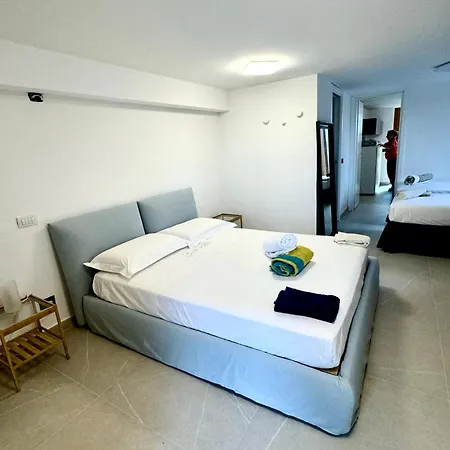 Buen Retiro - Con Piscina Vicino Lecce A 450m Dal Mare Villa Torre Chianca